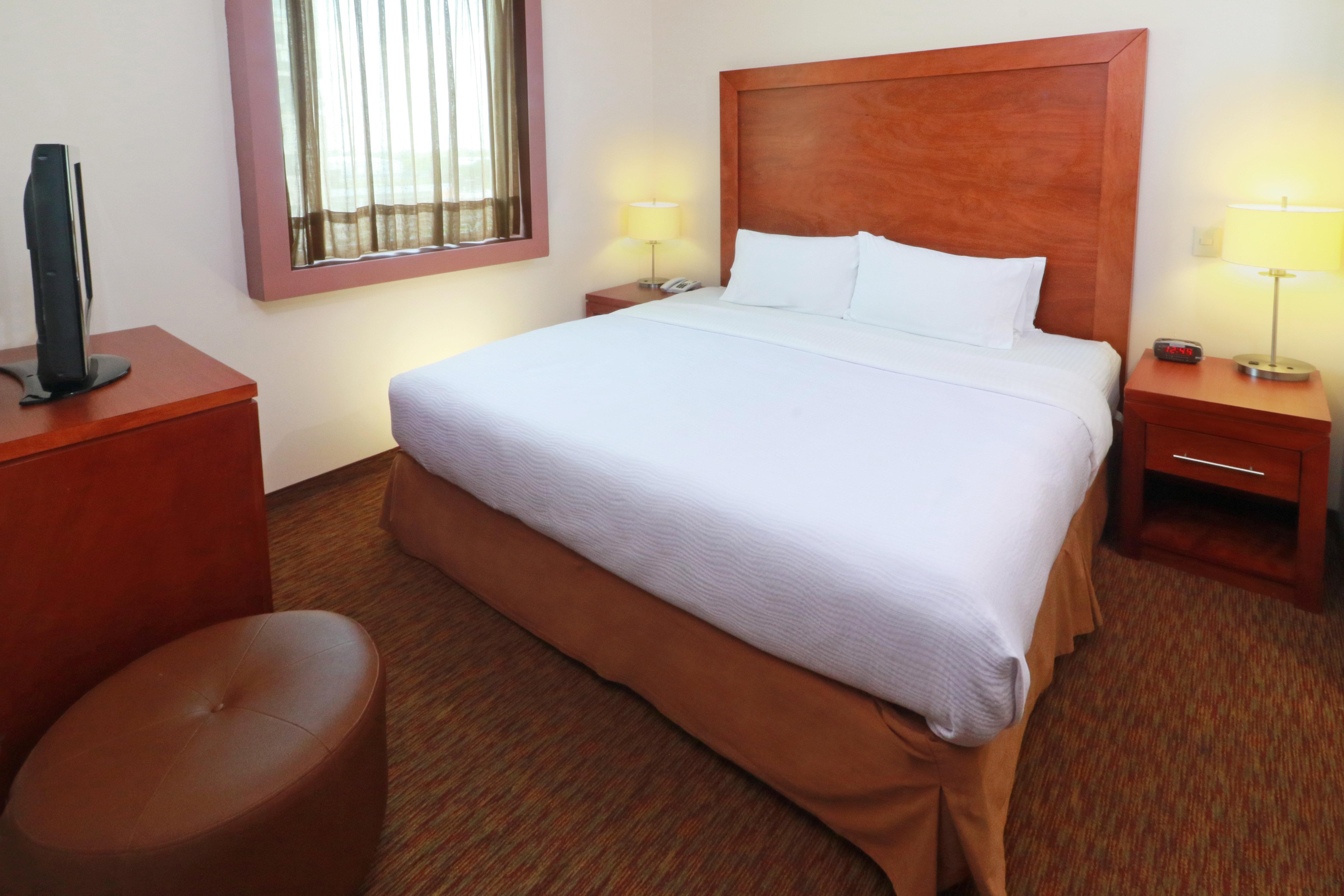 Staybridge Suites Queretaro, An Ihg Hotel Eksteriør bilde